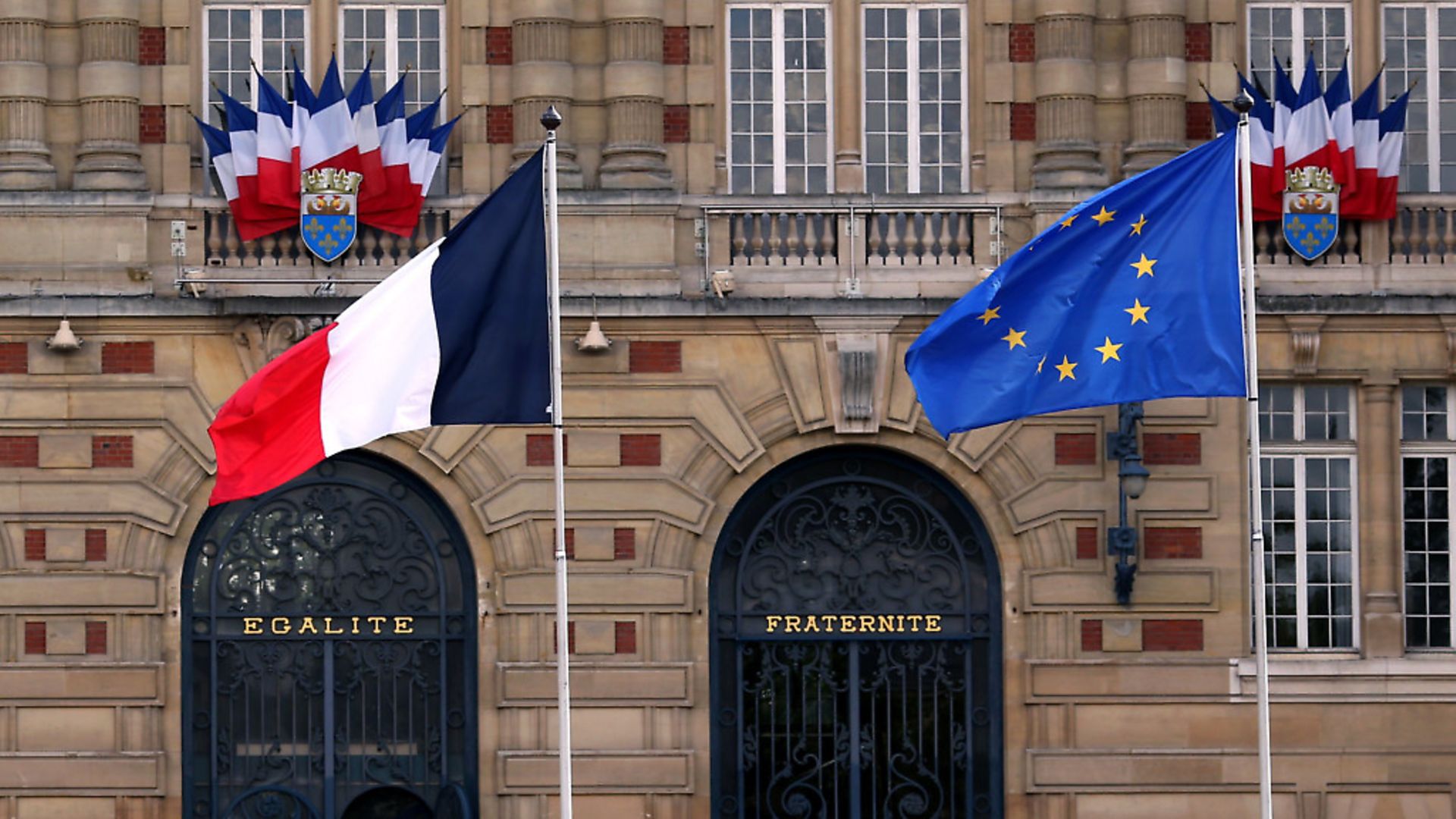 The French and EU flag. Photograph: Chris Radburn/PA Images. - Credit: PA Archive/PA Images