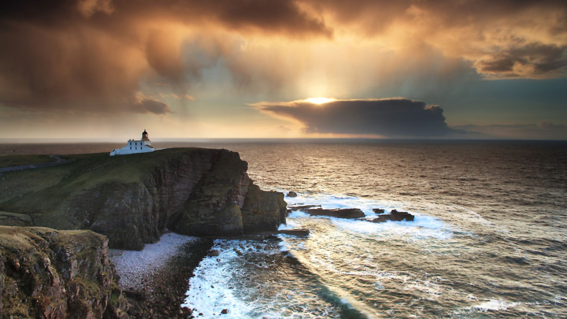 Minch Point, Stoer, Scotland. Photo: Angus Clyne - Credit: Getty Images