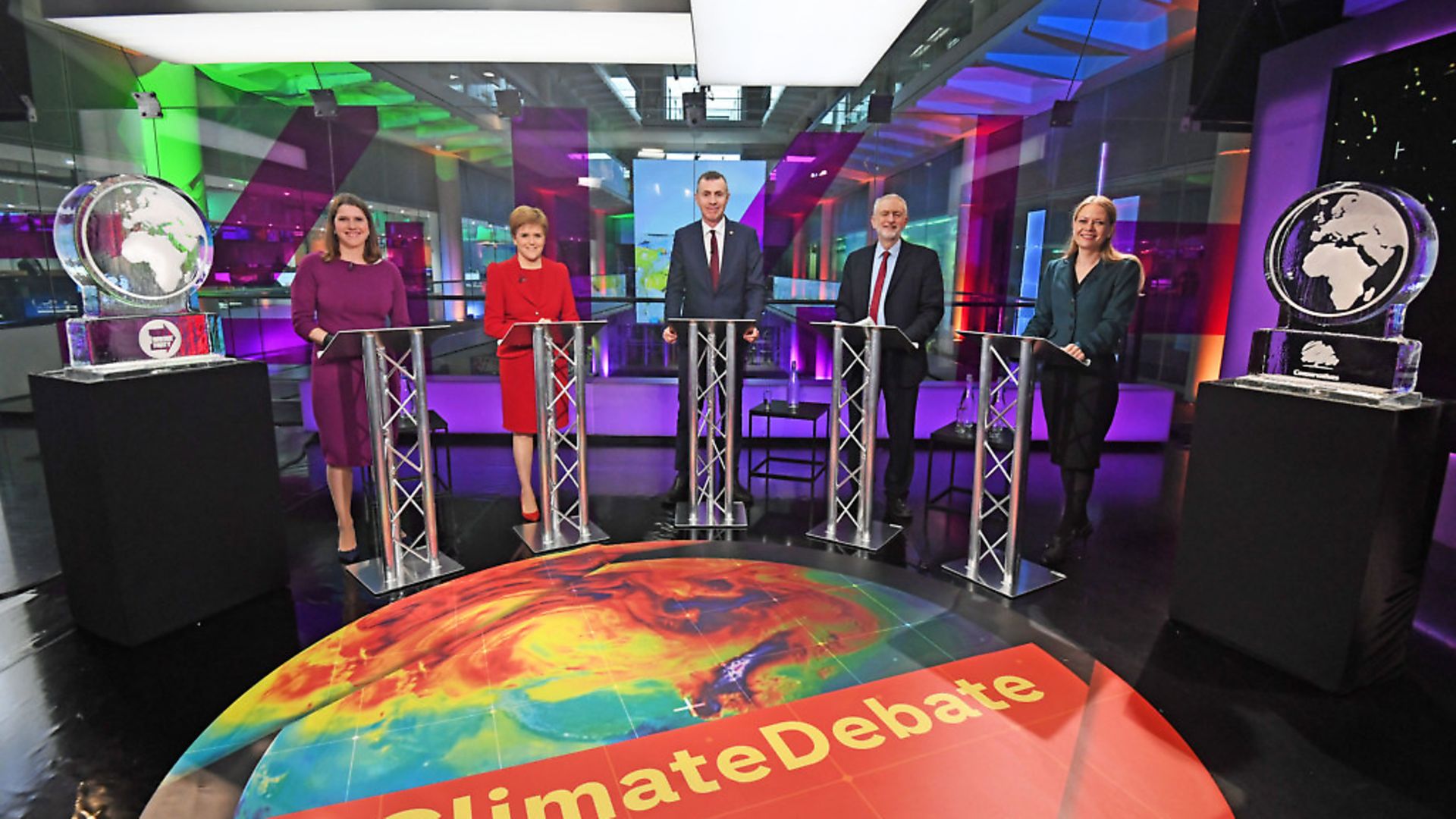 (left to right) Liberal Democrat leader Jo Swinson, SNP leader Nicola Sturgeon, Plaid Cymru leader Adam Price and Green Party Co-Leader Sian Berry, stand next to ice sculptures representing the Brexit Party and Conservative Party at a Channel 4 climate debate. Photograph: Kirsty O'Connor/PA Wire. - Credit: PA