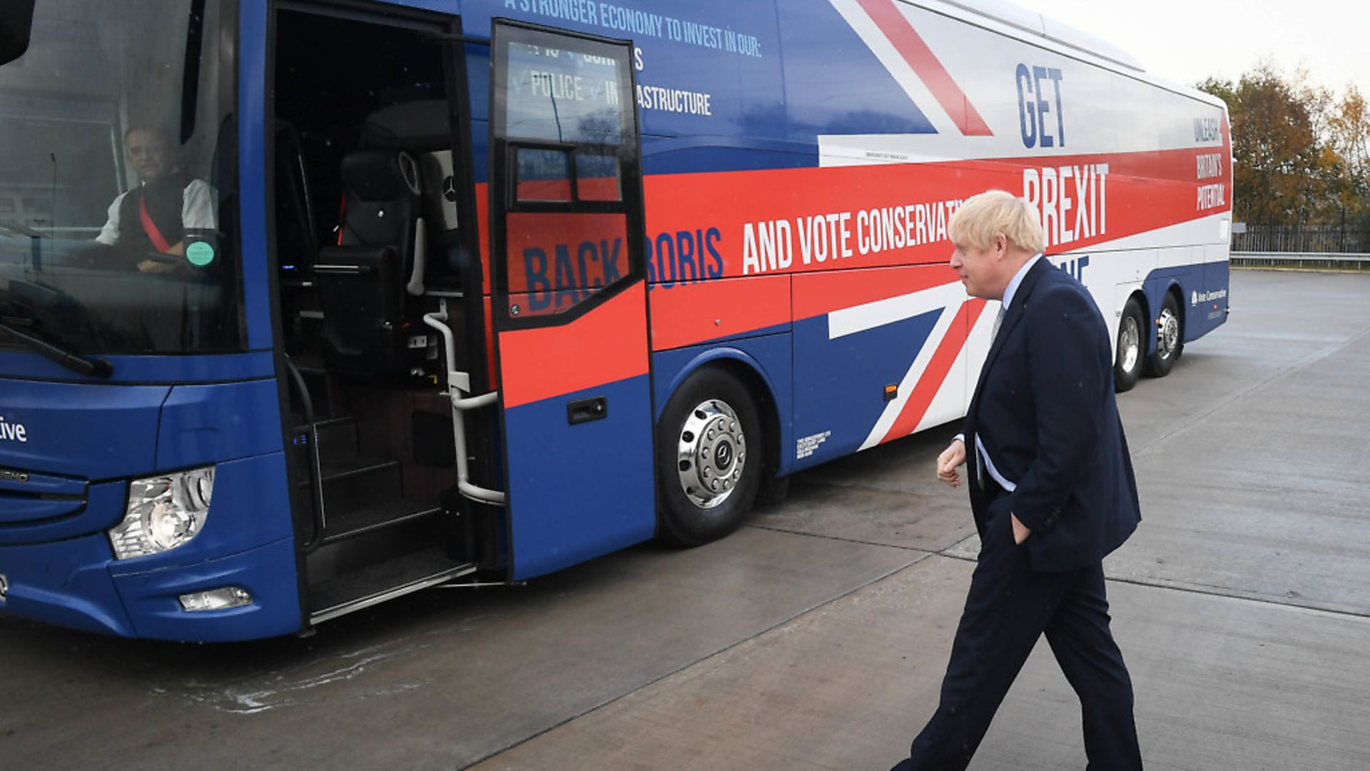 Prime Minister Boris Johnson at the unveiling of the Conservative Party battlebus in Middleton, Greater Manchester. Photograph: Stefan Rousseau/PA Wire. - Credit: PA Wire/PA Images