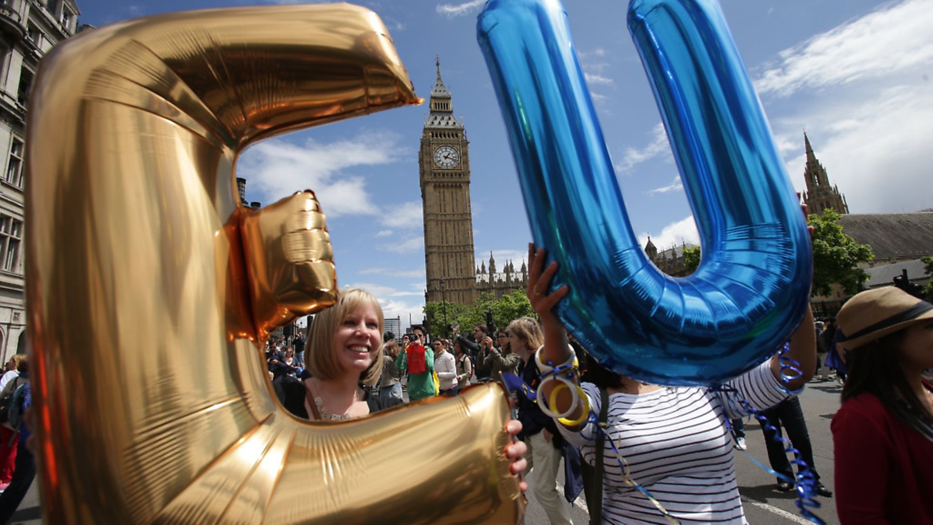 Remain supporters demonstrate in Parliament Square. (Daniel Leal-Olivas/PA). - Credit: PA Archive/PA Images