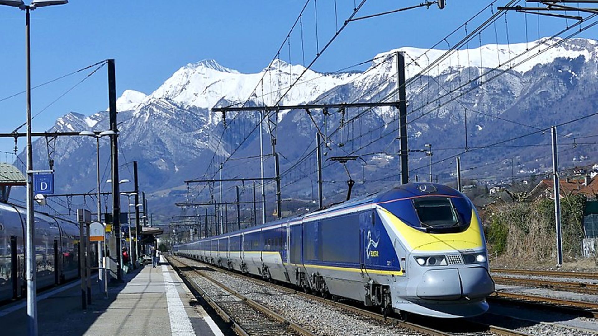 A Eurostar high-speed train travels from Bourg-Saint-Maurice (in the French Alps) to London