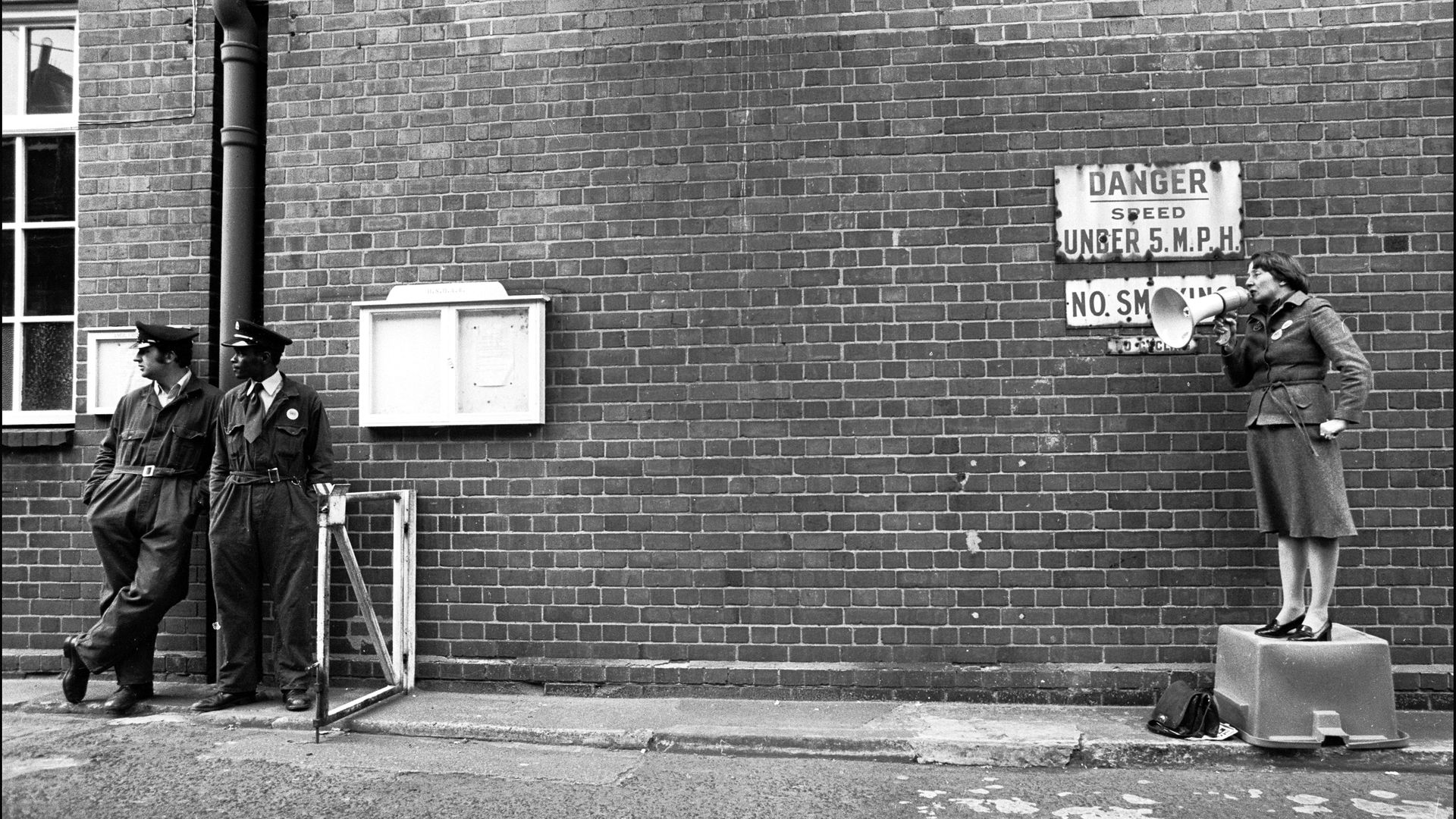 Shirley Williams makes a speech during the Stechford by-election, in 1977 - Credit: Getty Images