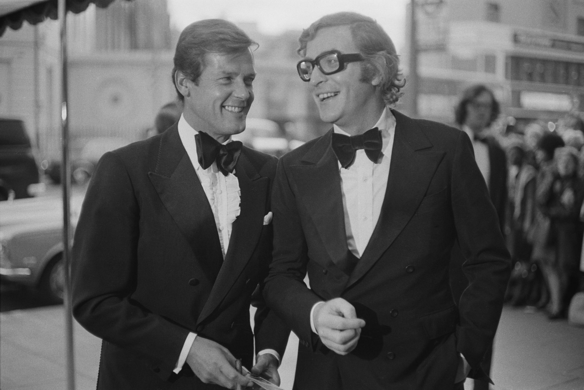 Roger Moore
and Michael
Caine attend
the premiere
of Sleuth at
the Odeon
near Marble
Arch, May
1973. Credit: M. Stroud/Daily Express/Hulton Archive/Getty Images