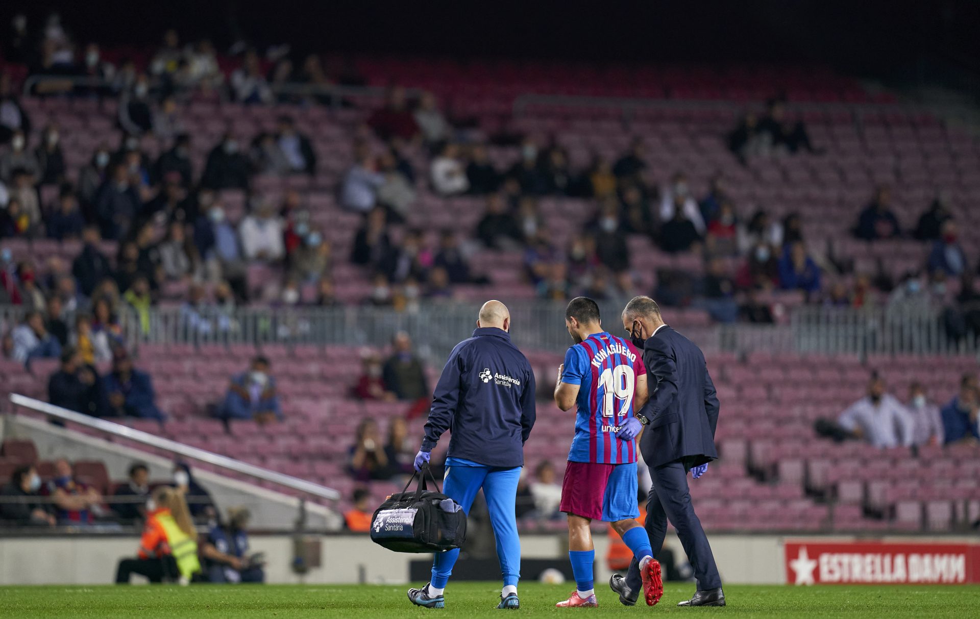 Empty seats are visible at Camp Nou as Sergio
Aguero leaves the field in the draw against
Alaves. Photo: Pedro Salado/Quality Sport Images/Getty