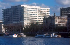 A view of St Thomas' Hospital from across the Thames. Photo: Jeff Overs/BBC News & Current Affairs via Getty Images.