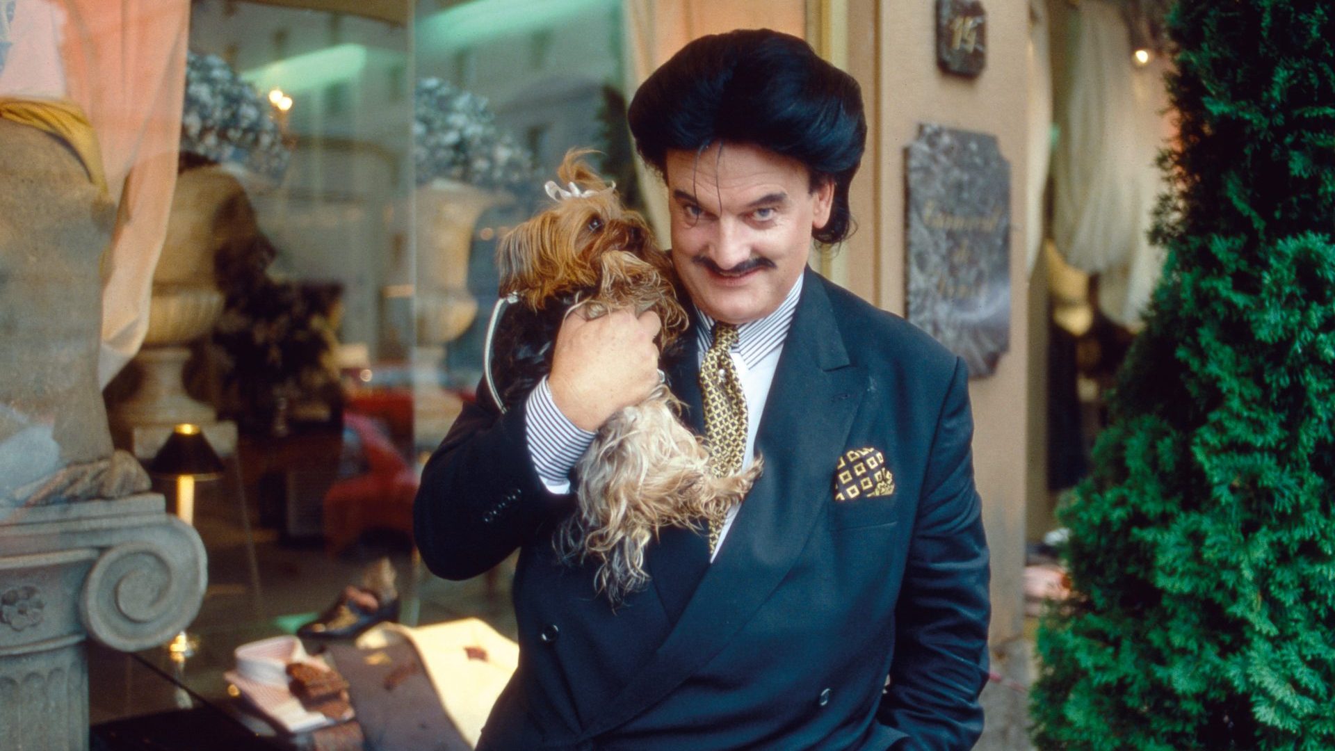 Rudolph Moshammer with his beloved 
Yorkshire terrier, Daisy.  Photo: Wolfgang Kuhn/Getty Images