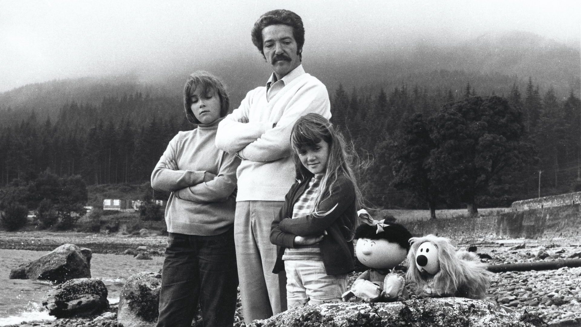 Eric Thompson with daughters Emma (left) and Sophie, and Florence and Dougal. Photo: Don Smith/Getty 