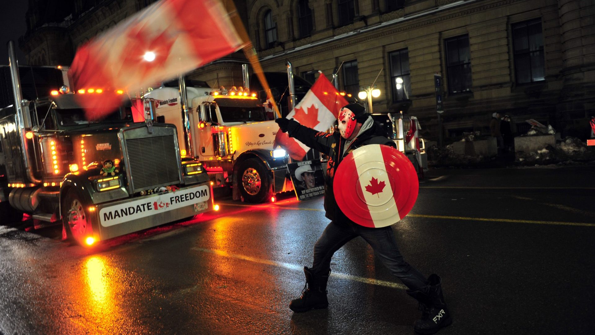 The protest by truckers against vaccine mandates in Ottawa has exploded into an anti-government crusade. Photo: Kadri Mohamed/Anadolu/Getty