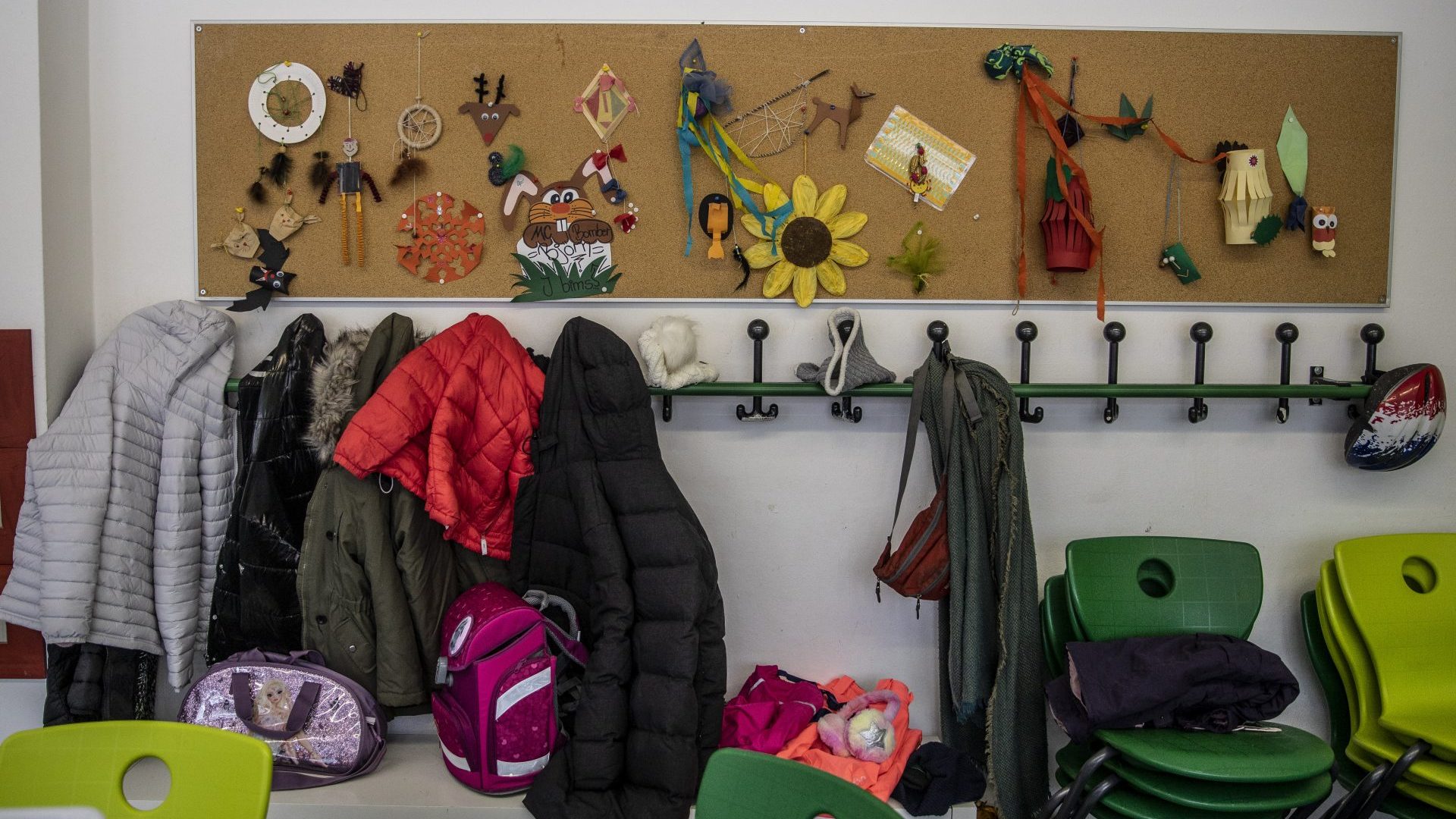Jackets of children at at an elementary school in Berlin. Photo: Maja Hitij/Getty Images.