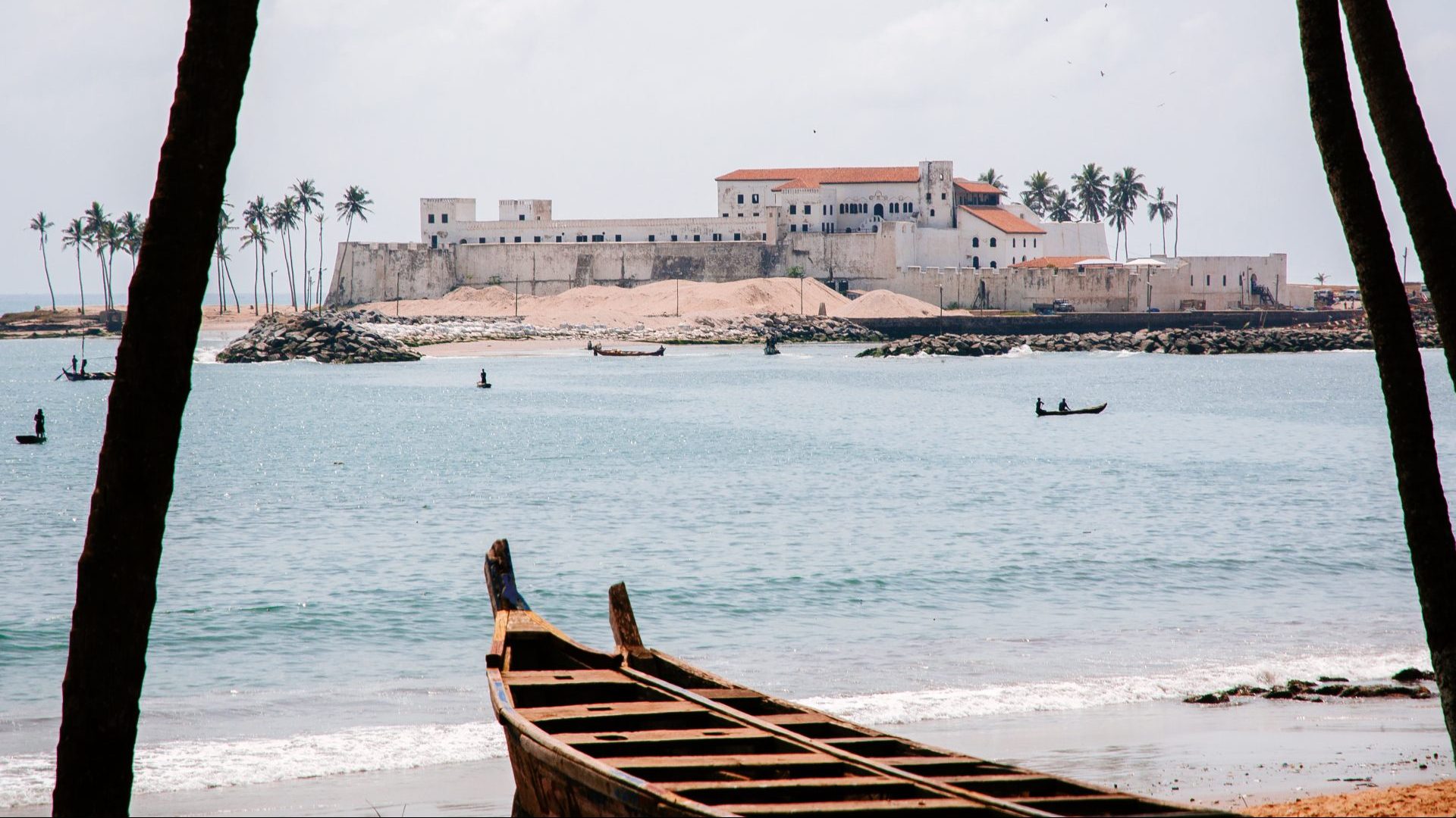 Elmina castle, ancient slave trading fort in Ghana. Photo: Raquel Maria Carbonell Pagola
