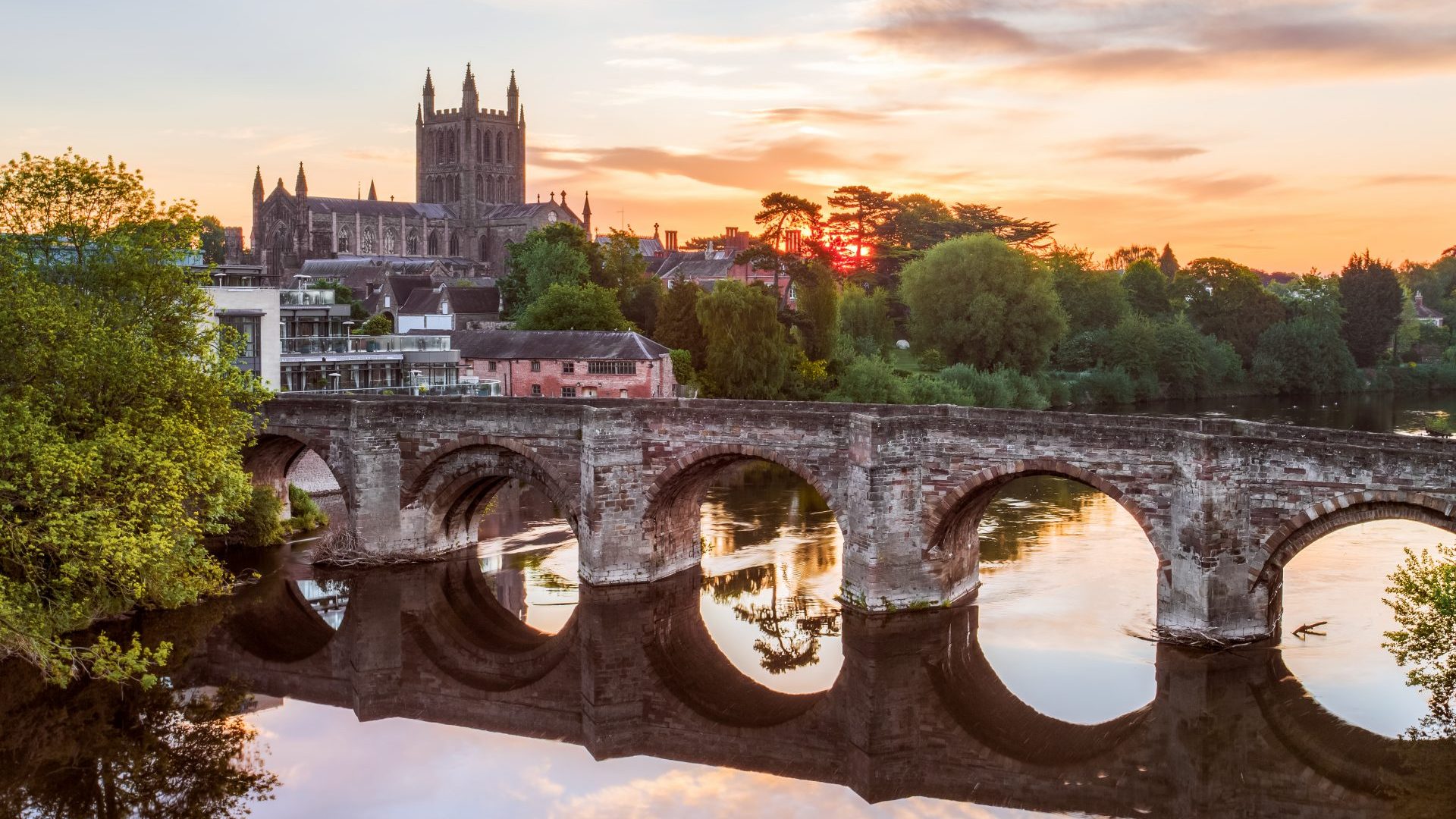 The River Wye flows through Herefordshire, England (Photo: 
Joe Daniel Price)