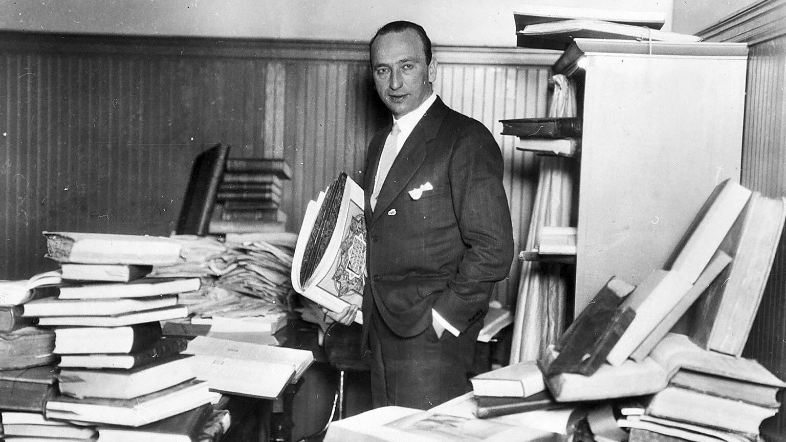 Michael Curtiz in 1929, shortly after Warner Bros brought the European director to Hollywood (Photo: Ullstein Bild/Getty)