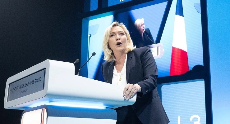 marine Le Pen at a campaign rally. Photo: AAP/EPA/CAROLINE BLUMBERG)