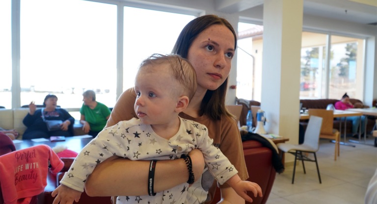 Karina said her baby has been having nightmares and struggles to sleep. Photo: Amber Schultz/Private Media 