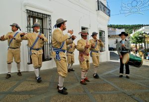 Los Danzantes performing during Corpus Christi (credit: Adolfobrigido)