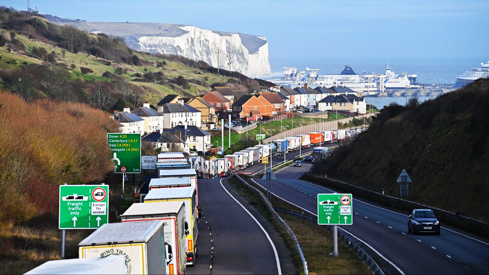 Chaos at the border: lorries queue to access the port of Dover. Photo: Ben Stansall/AFP