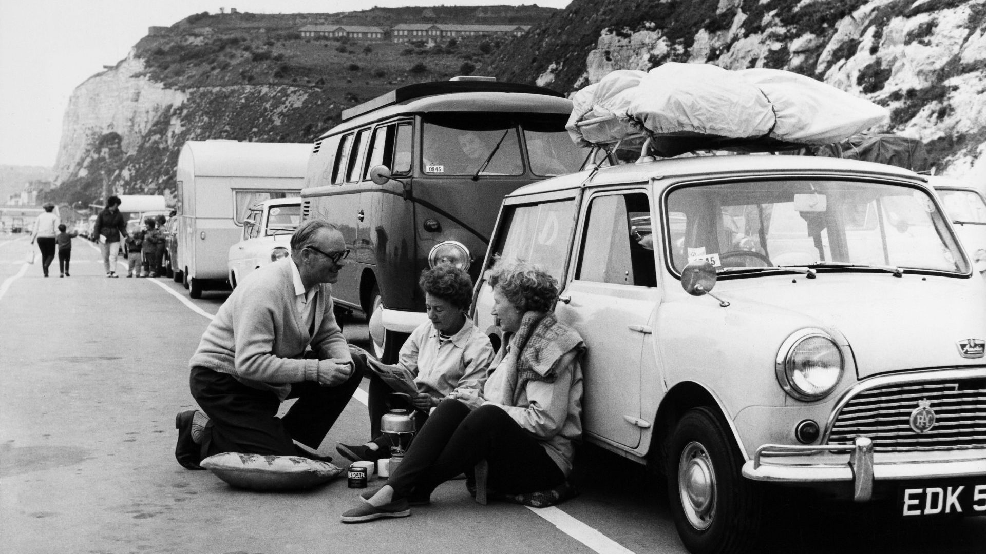 A seamen’s strike causes traffic chaos at Dover, May 1966. Photo: Keystone-France/
Gamma Keystone/Getty