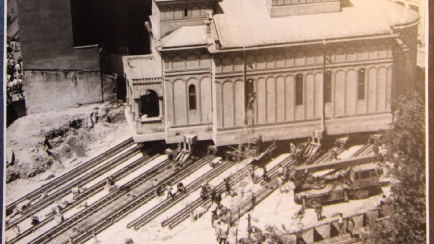 Moving St John's Church in 1986. Photo: Kit Gillet/Eugeniu Iordachescu