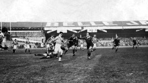 France play Australia in 
January 1938, just before the second world war interrupted 
rugby league’s meteoric rise. Photo: AFP