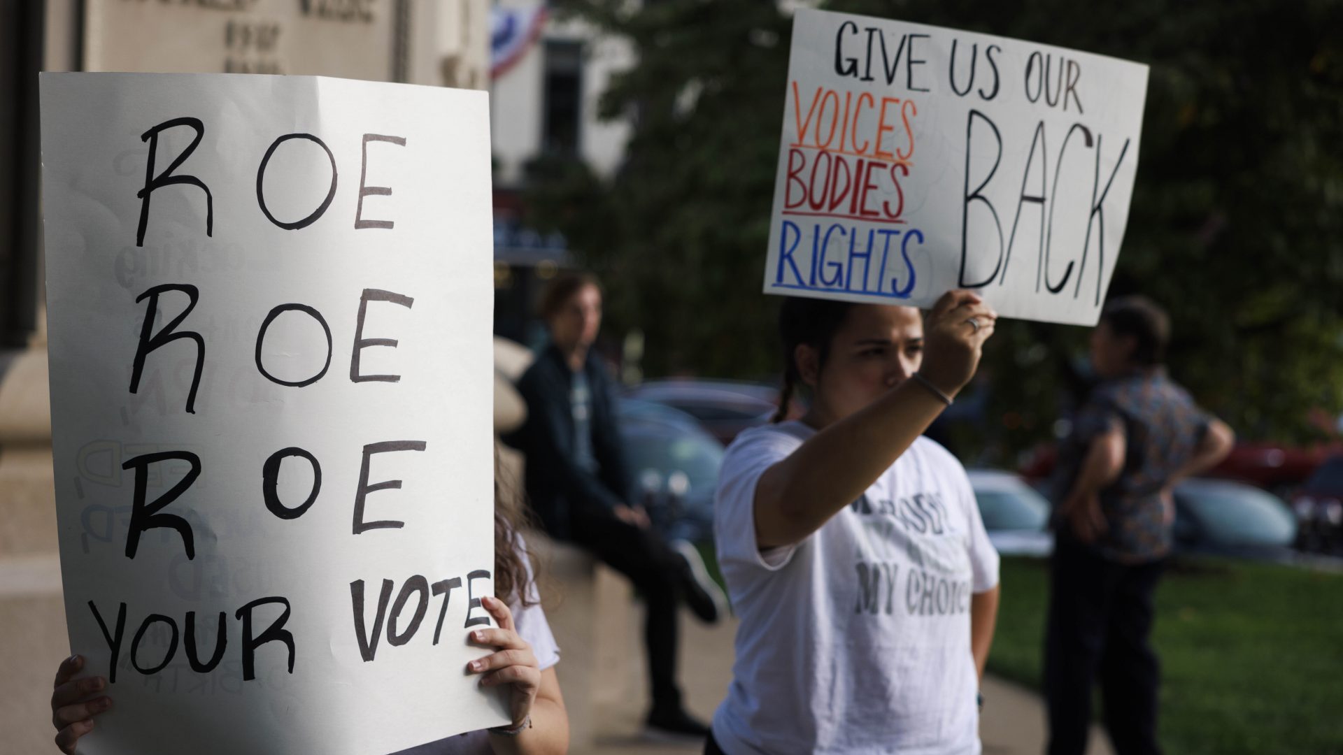 Abortion rights activists at the Monroe County Courthouse in Bloomington, Indiana (Photo by Jeremy Hogan/SOPA Images/LightRocket via Getty Images)