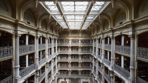 The George Peabody Library, recognised 
as one of the world’s greatest and most 
beautiful private libraries. Photo: Carol M Highsmith/Buyenlarge/Getty