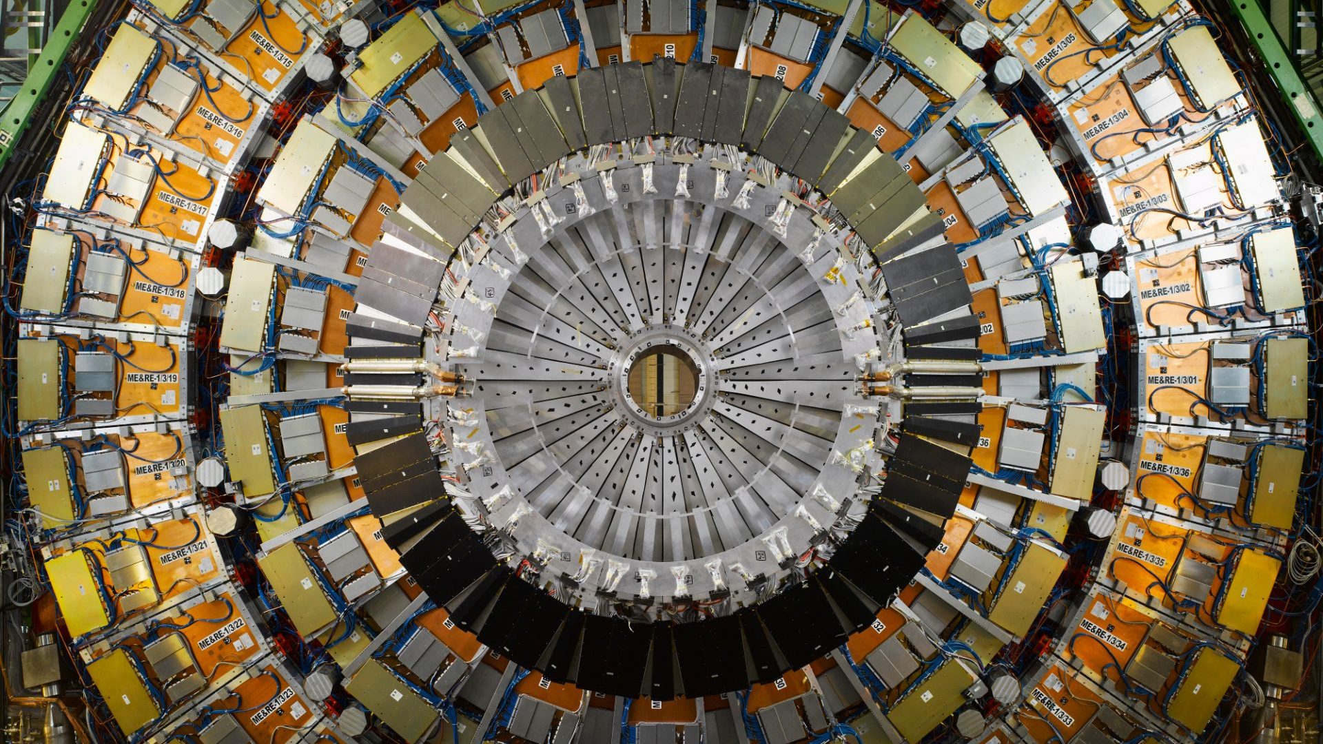 Le grand collisionneur de hadrons est-il bloqué ?