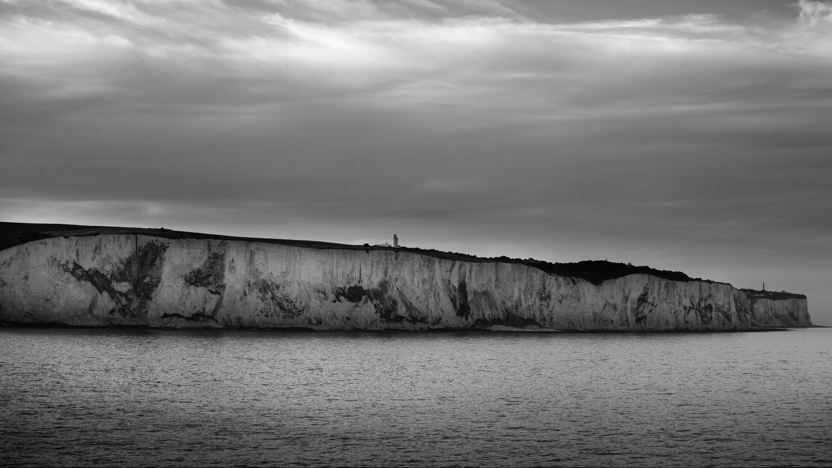 The White Cliffs of Dover – often the first sight of Britain for desperate asylum seekers fleeing war and tyranny. Photo: Daniel Sambraus/EyeEm/Getty