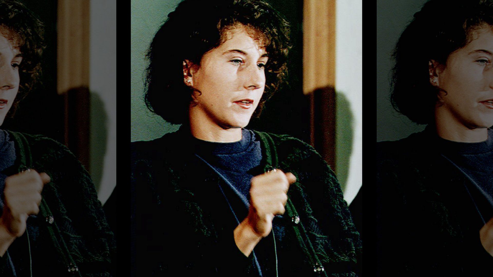 Tennis star Monica Seles makes a stabbing gesture 05 May 1993 while describing the knife attack against her during a tennis match in Germany 30 April. Seles, who is under the care of physician J. Richard Steadman, said she does not know how long she would be out of action. Photo: DAVID CORNWELL/AFP via Getty Images