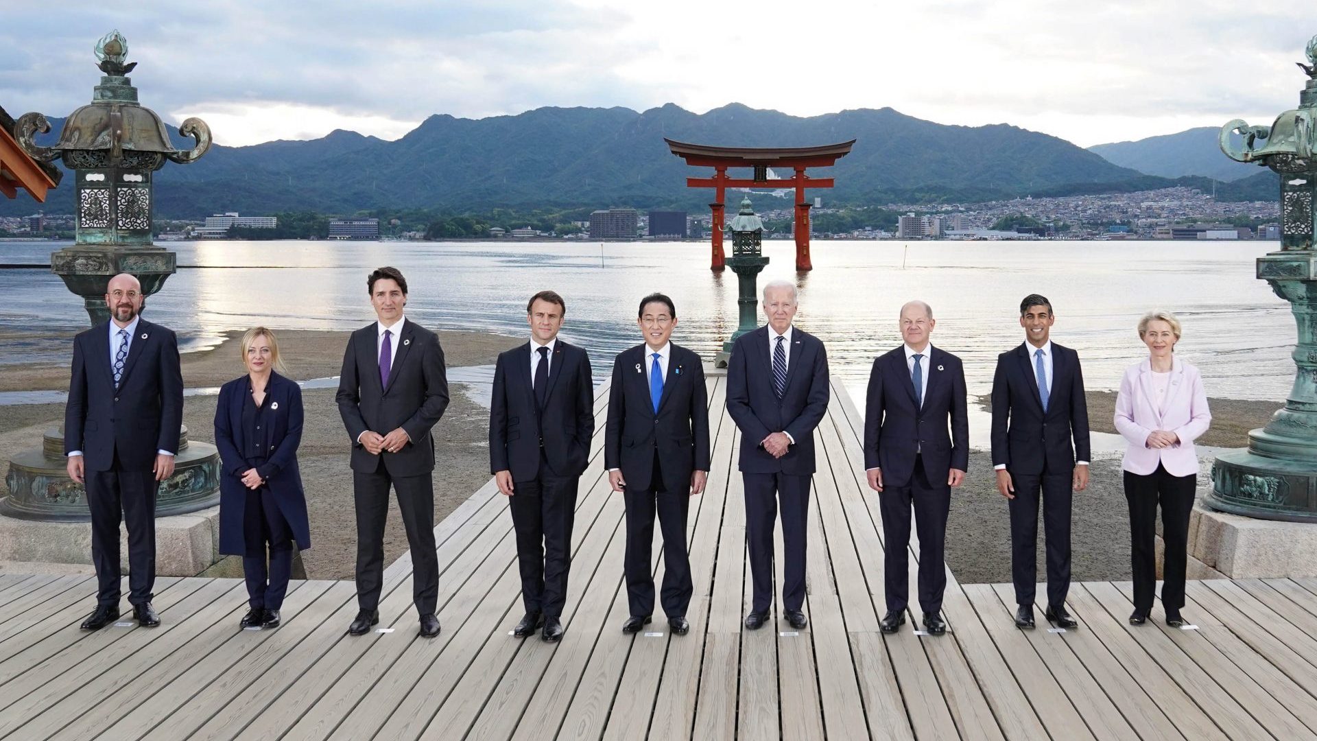 G7 leaders pose for the family photo at the Itsukushima Shrine during the G7 Summit on May 19, 2023 in Hiroshima, Japan. Photo: Stefan Rousseau - Pool/Getty Images