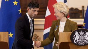 Ursula von der Leyen attends a press conference with Rishi Sunak after signing off on post-Brexit trade arrangements for Northern Ireland. Photo: Dan Kitwood/Getty