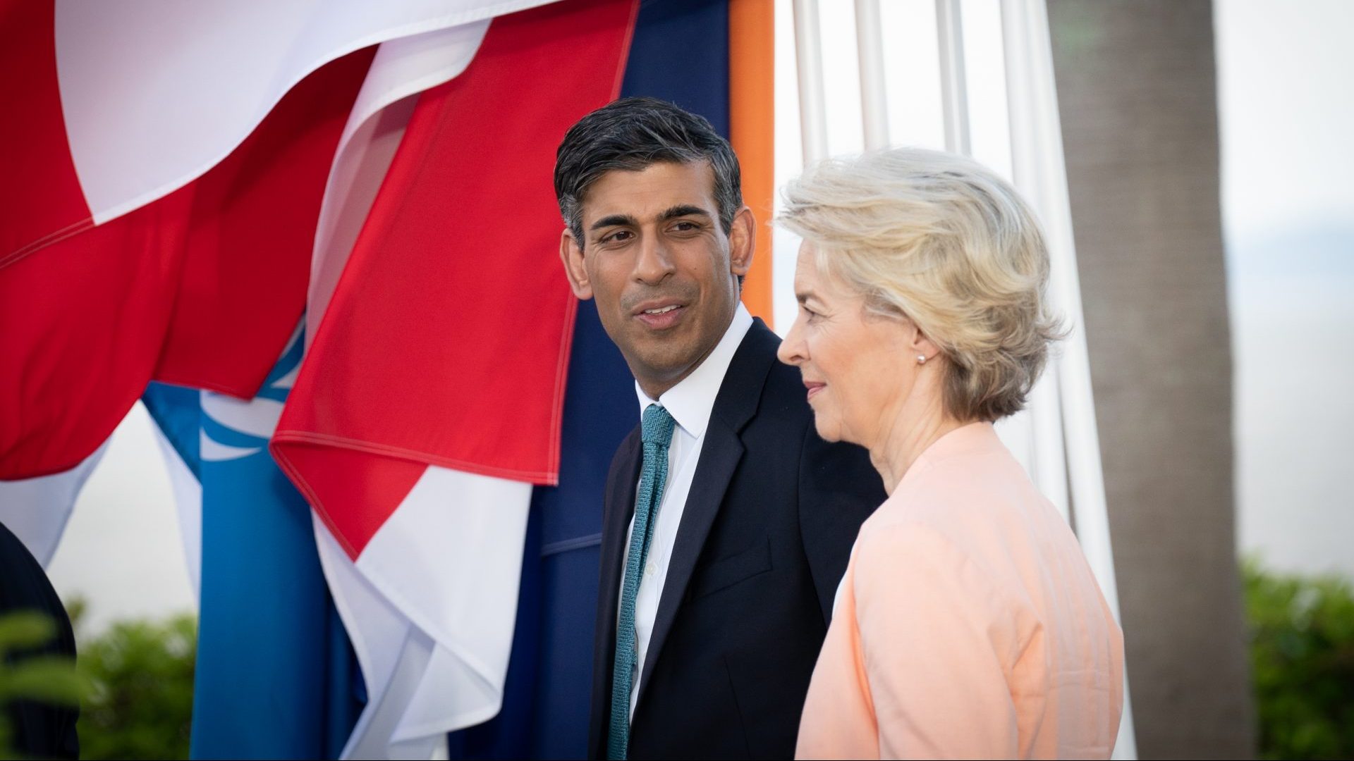 Rishi Sunak and European Commission President Ursula von der Leyen arrive for a family photo at the Grand Prince Hotel in Hiroshima during the G7 Summit. Photo: Stefan Rousseau - WPA Pool/Getty Images