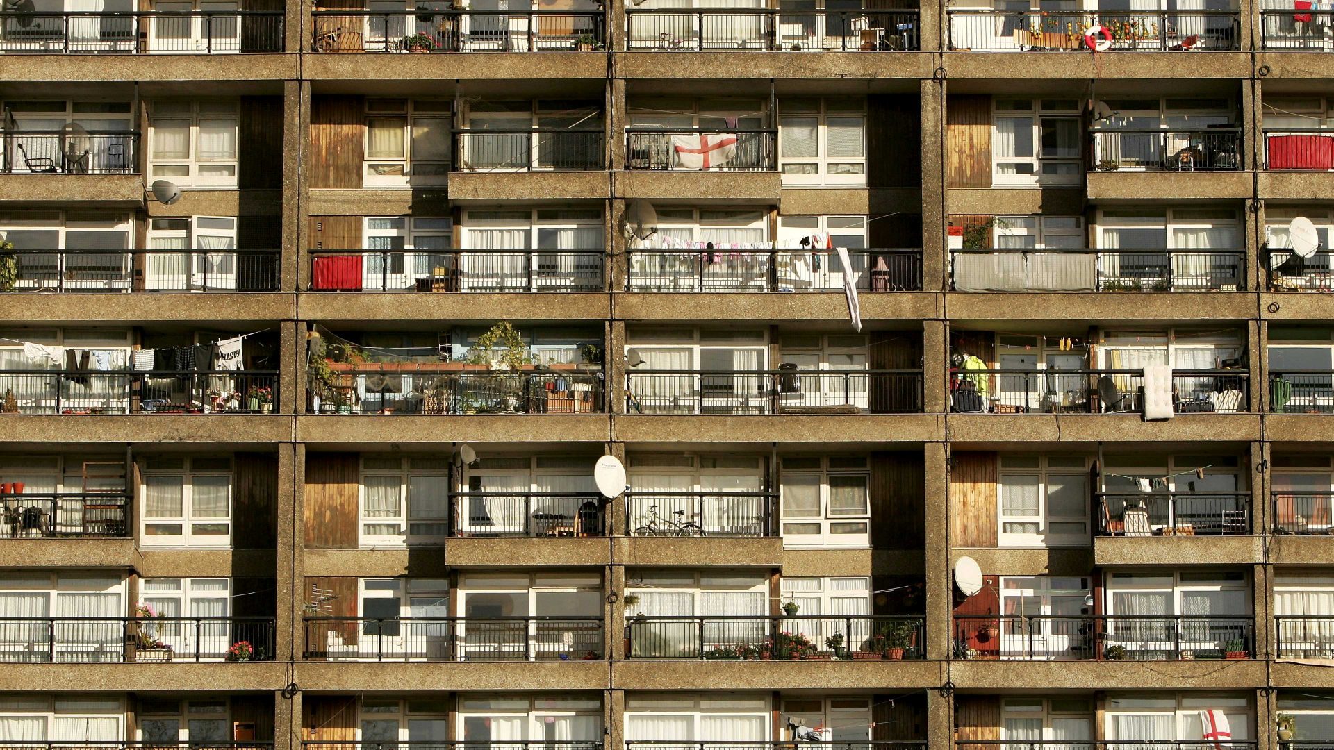 Many flatshares in London house four or five people who would rather have their own home. Photo: Scott Barbour/Getty