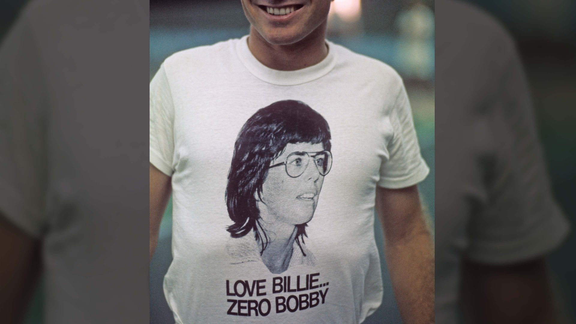 A fan shows his support for Billie Jean King before her match against Bobby Riggs in 1973. Photo: Jerry Cooke/ Sports Illustrated