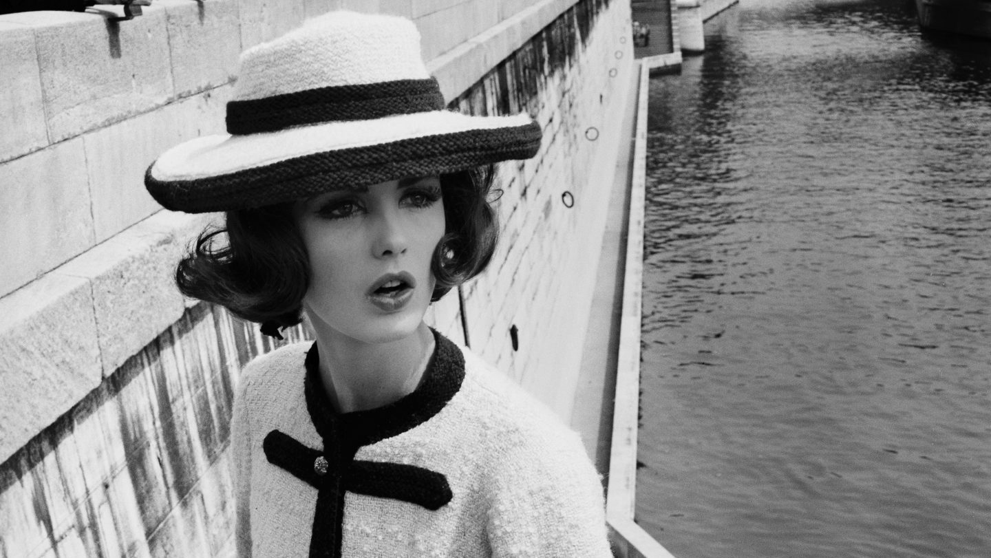 Image from Paris Vogue, 1960. Photo: William Klein
