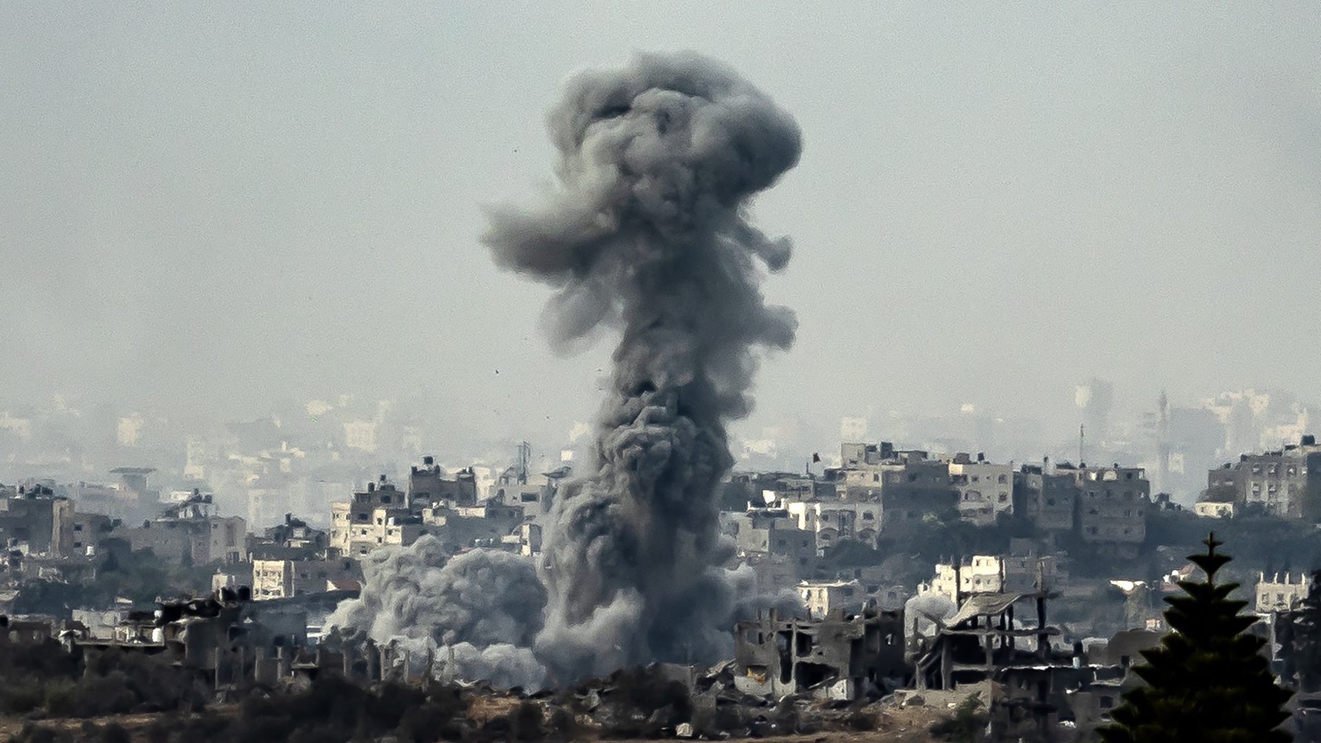 As the bombardment of Gaza continues, the global community needs to plan for the future, and that means an independent Palestinian state. Photo: Fadel Senna/AFP/Getty