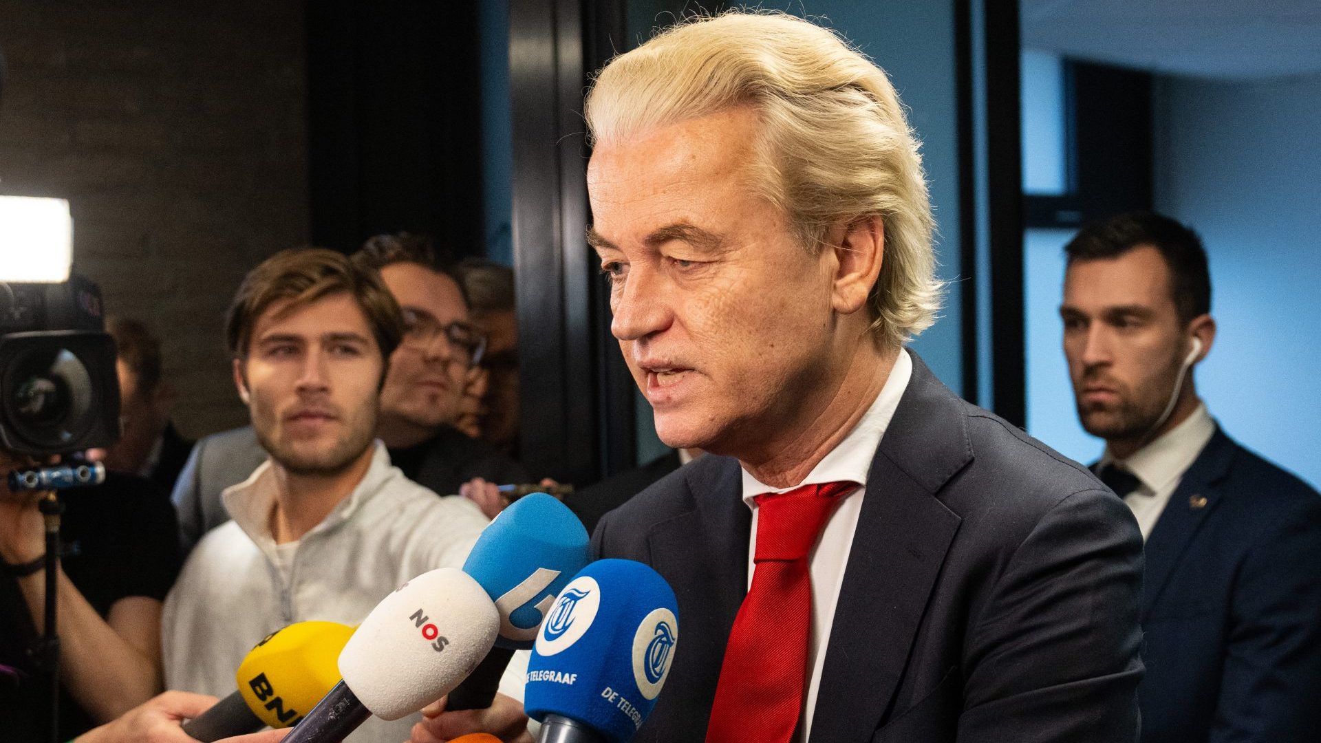 Geert Wilders, Dutch right-wing politician and leader of the Party for Freedom (PVV), speaks to the media during a break in negotiations with other party leaders to form a governing a coalition government following Wilders' victory. Photo: Carl Court/Getty Images