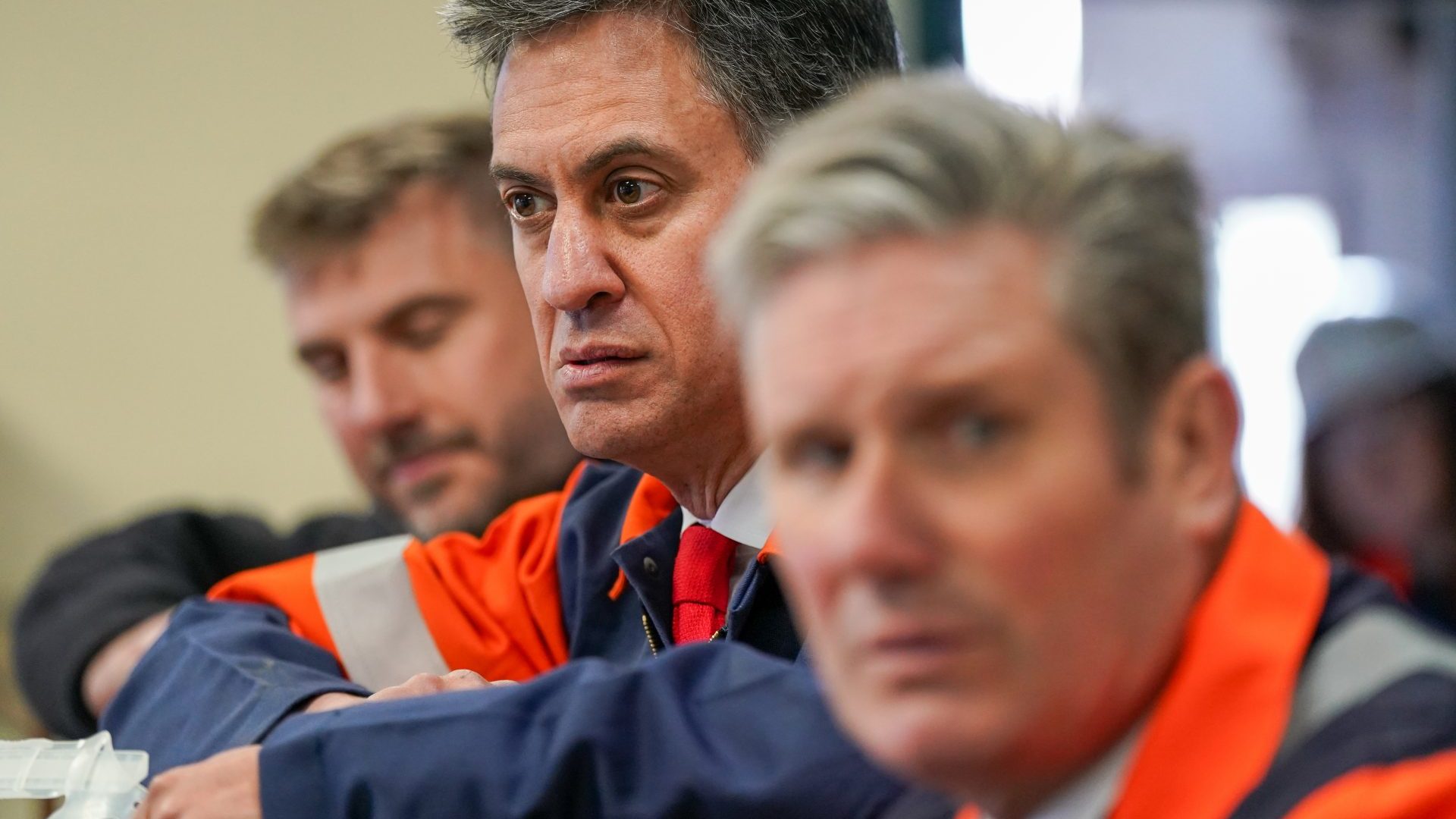 Keir Starmer and shadow climate change secretary Ed Miliband visit the British Steel manufacturing site in North Lincolnshire (Photo by Ian Forsyth/Getty Images)