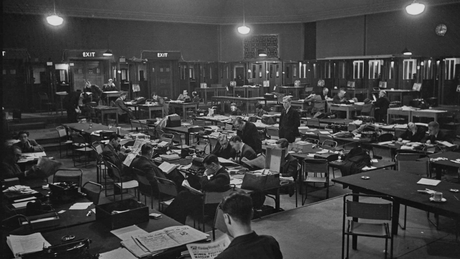 Staff at their desks in the offices of the Ministry of Information in Senate House, London, 1940. Photo: Fox Photos/Hulton Archive/Getty 