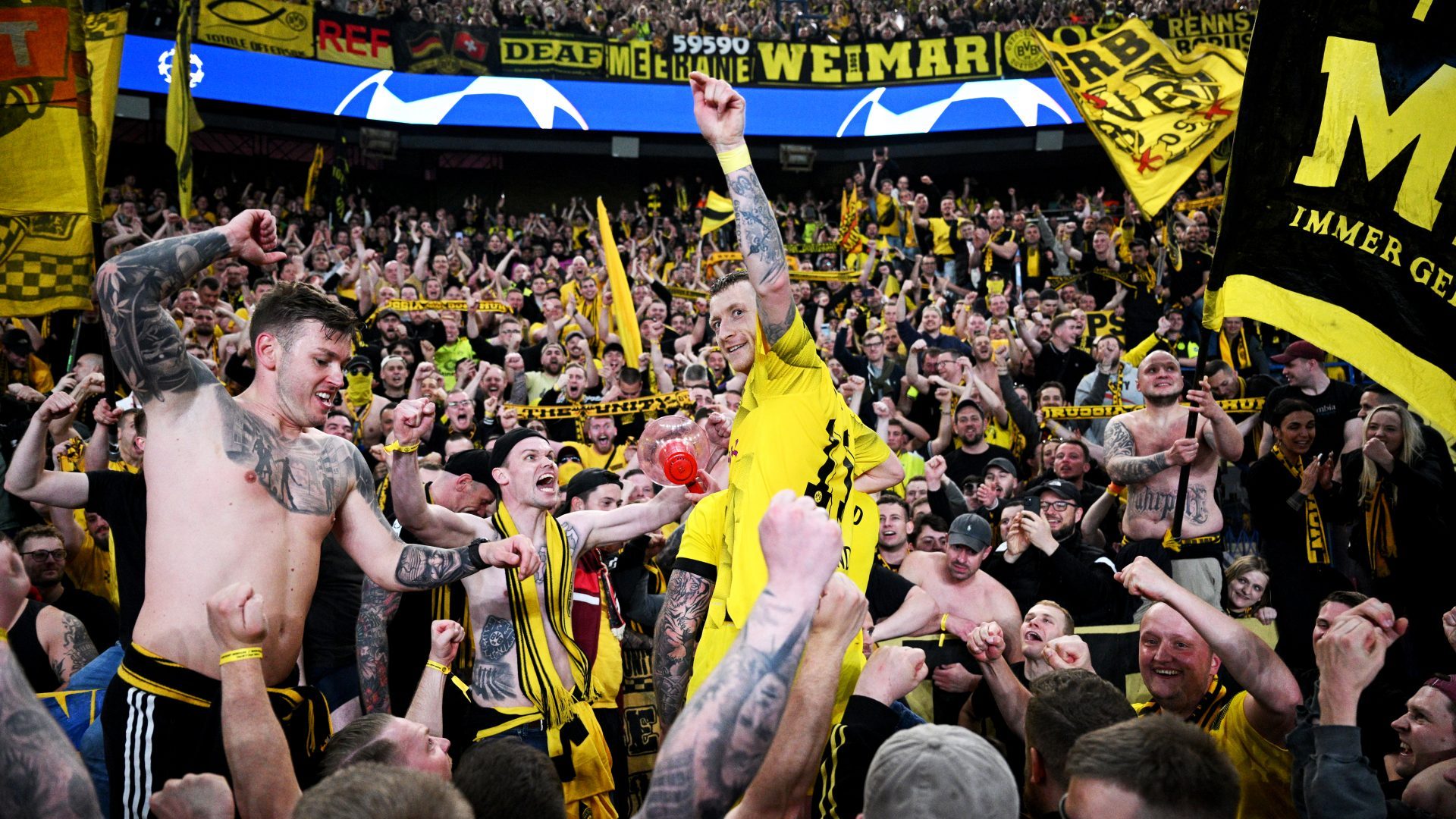 Marco Reus of Borussia Dortmund celebrates after his side beat Paris Saint-Germain in the Champions League semi-final. Photo: Matthias Hangst/Getty