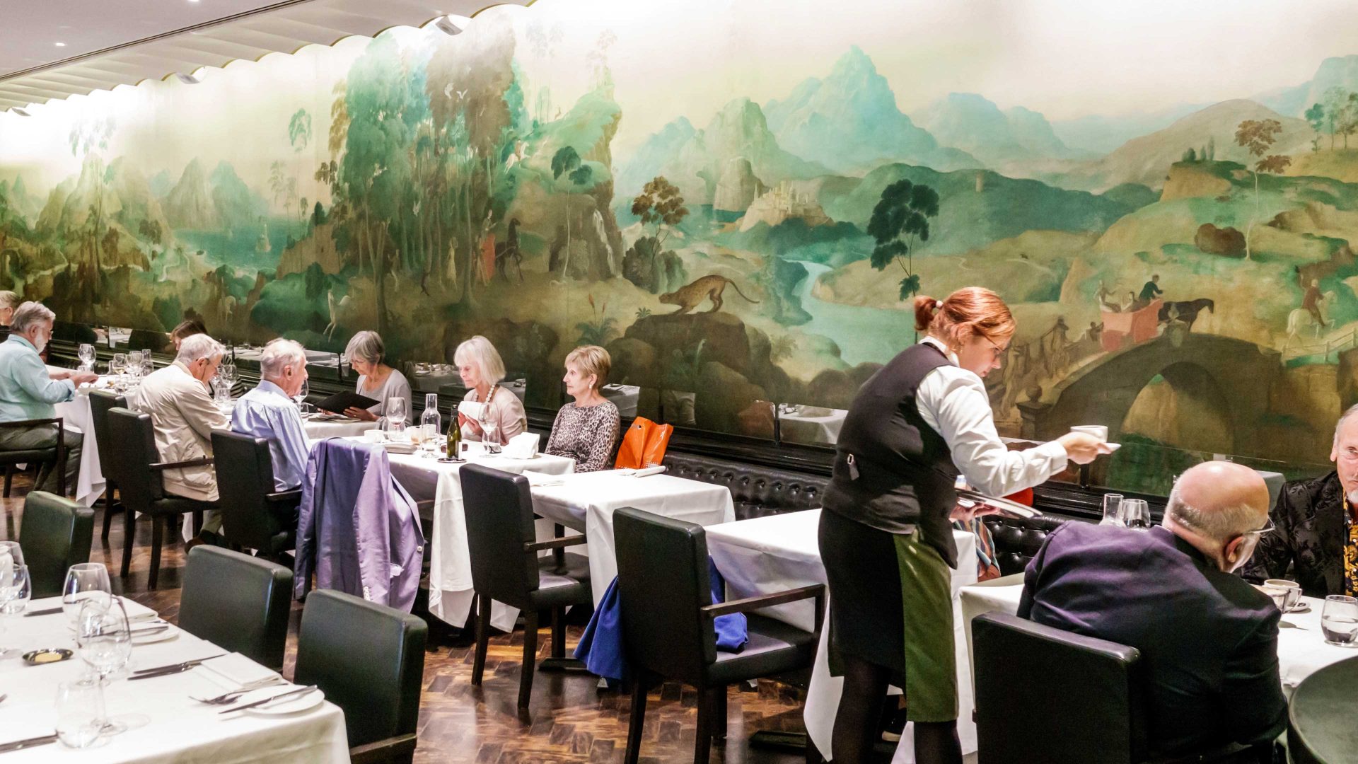 Tate Britain's Rex Whistler Restaurant. (Photo by: Jeffrey Greenberg/Education Images/Universal Images Group via Getty Images)