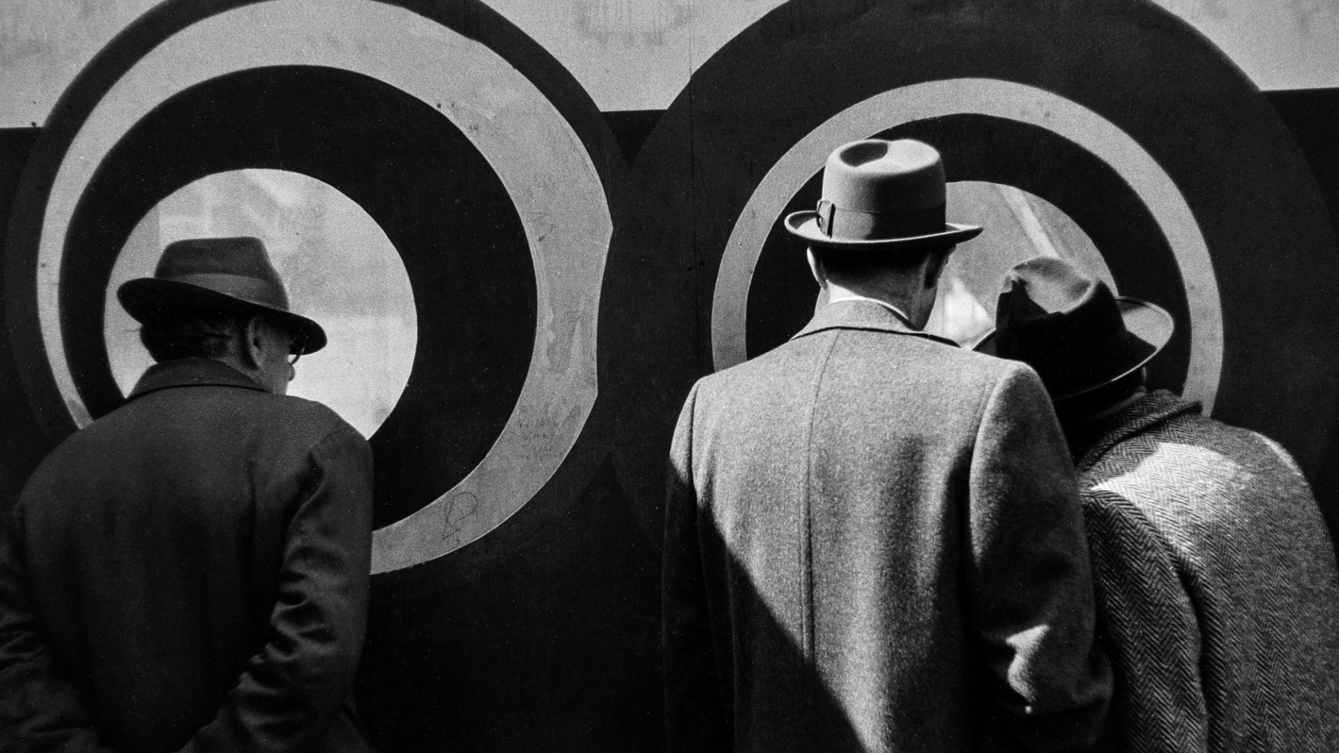 Louis Stettner’s Concentric Circles, Construction Site, New York, 1952. All photos: Louis Stettner Estate
