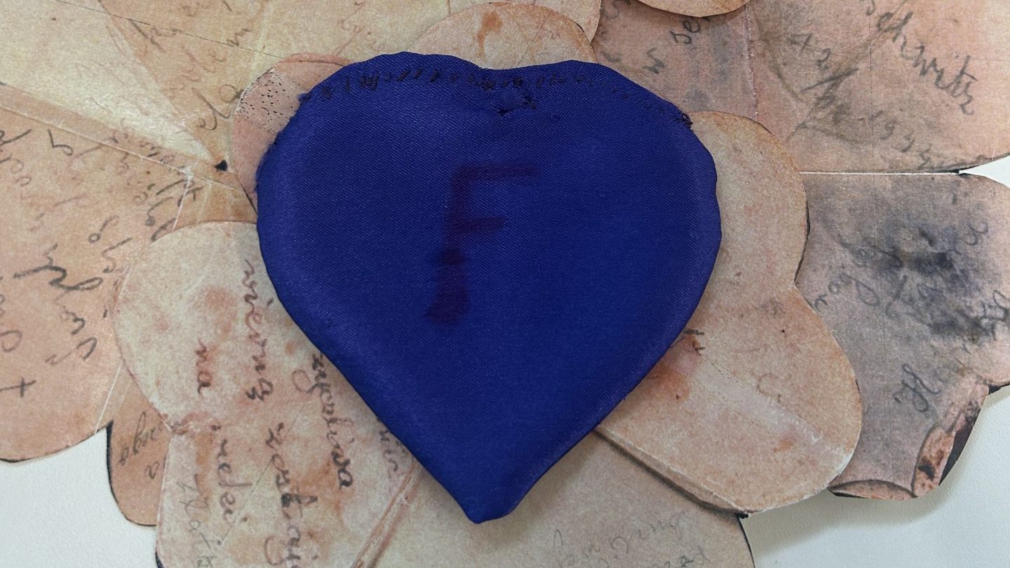 A replica of the heart made by Zlatka Pitluk for her very proud granddaughter, Karina Feler. Photo: Heidi Kingstone