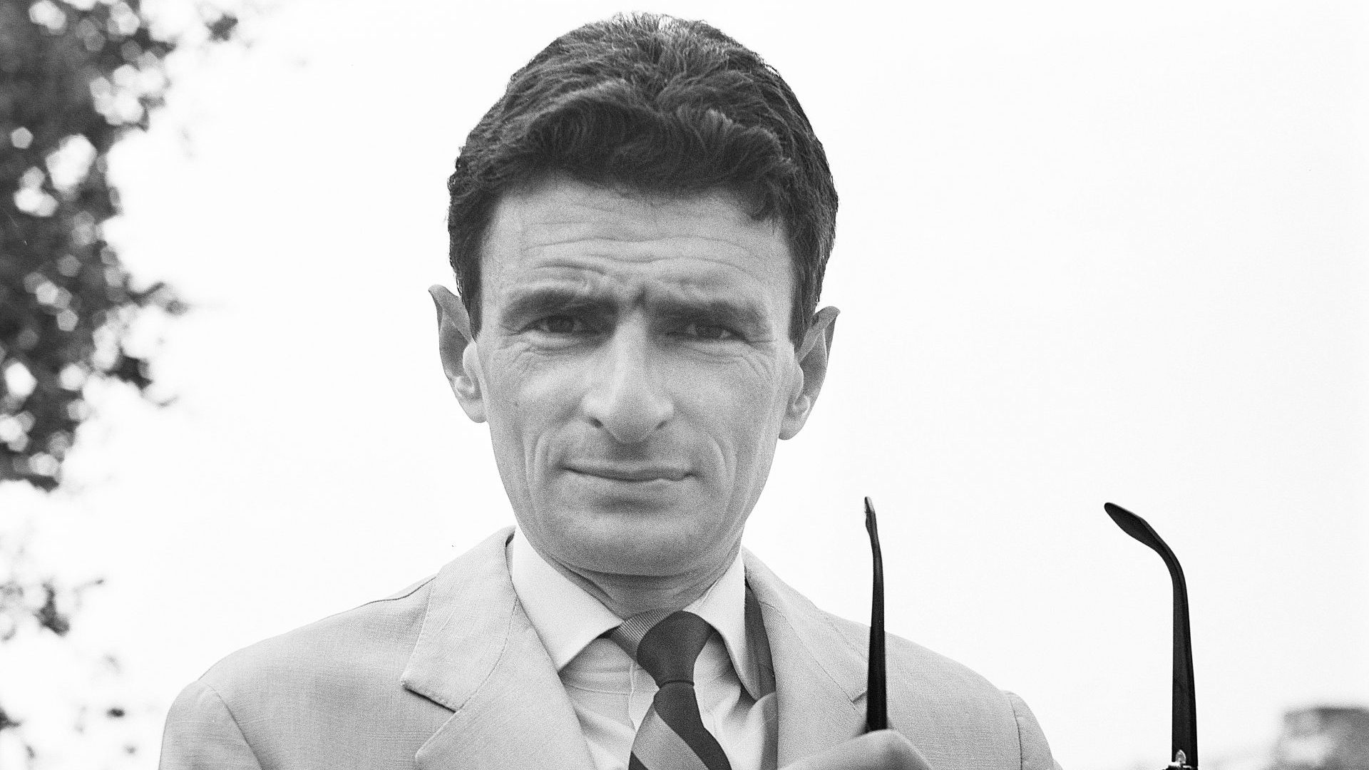 Polish-American writer Jerzy Kosiński in 1969. Photo: Keystone-France/Gamma-Rapho/Getty