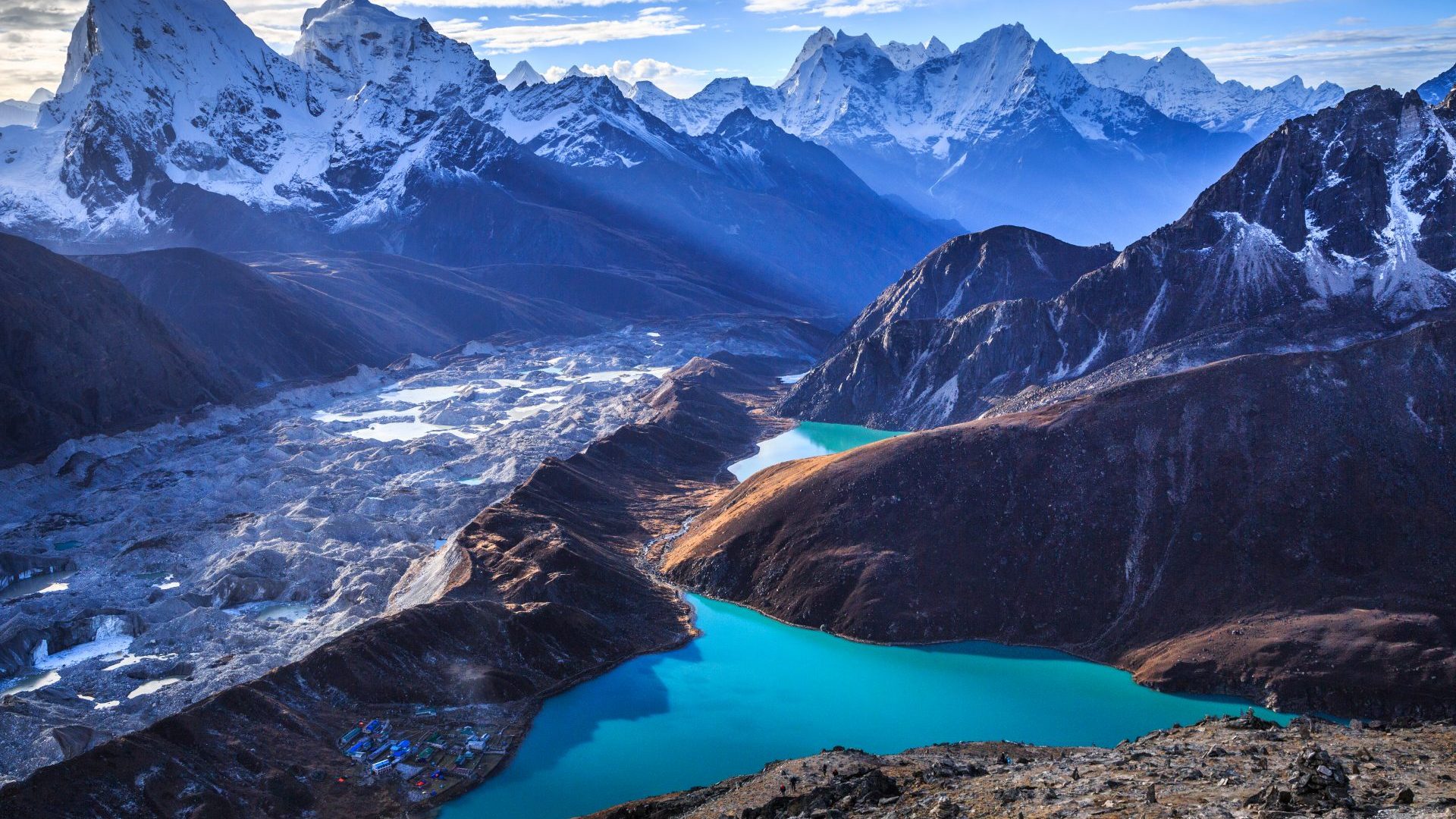 The Himalaya mountains. Photo: Getty