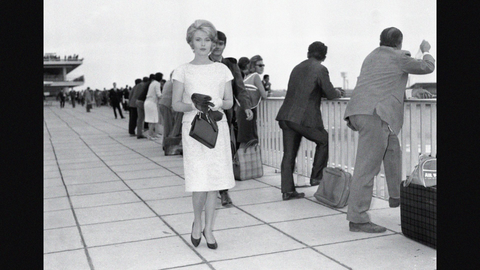 American actress Jean Seberg at Orly Airport in Paris during the filming of the movie Breathless. Photo: Keystone-France/Gamma-Rapho/Getty